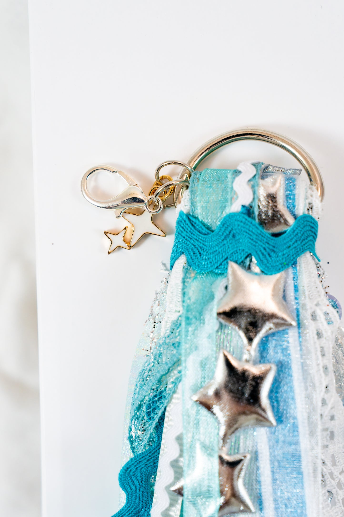 The Fairy Light Keychain: Simply Enchanted