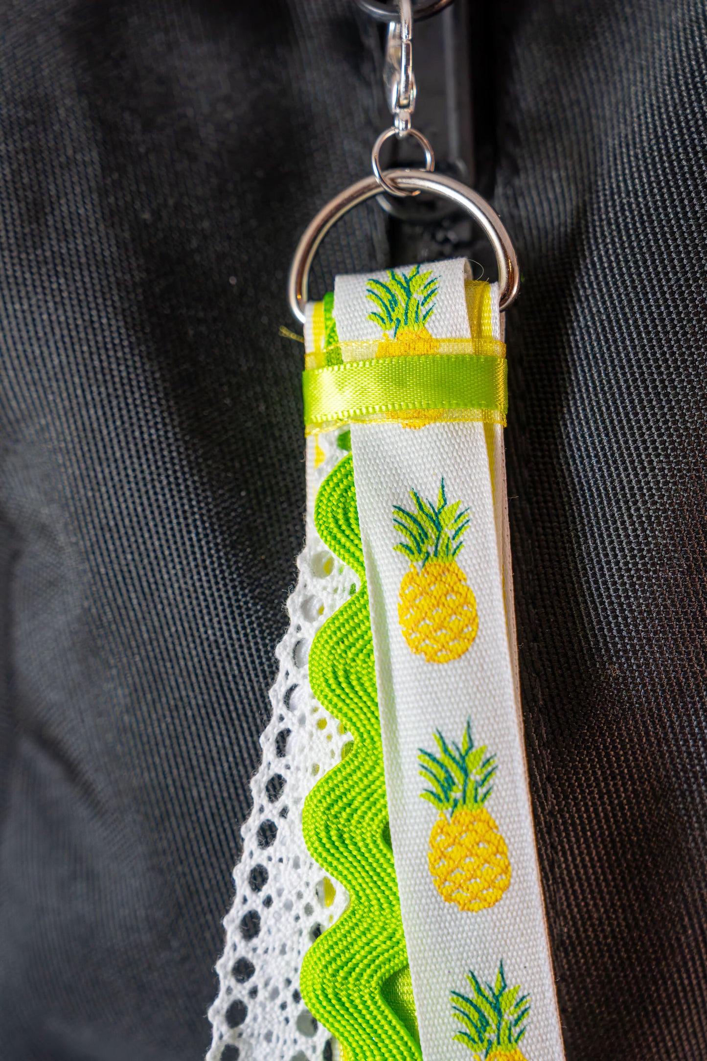 Simply Ribboned: The Pineapple