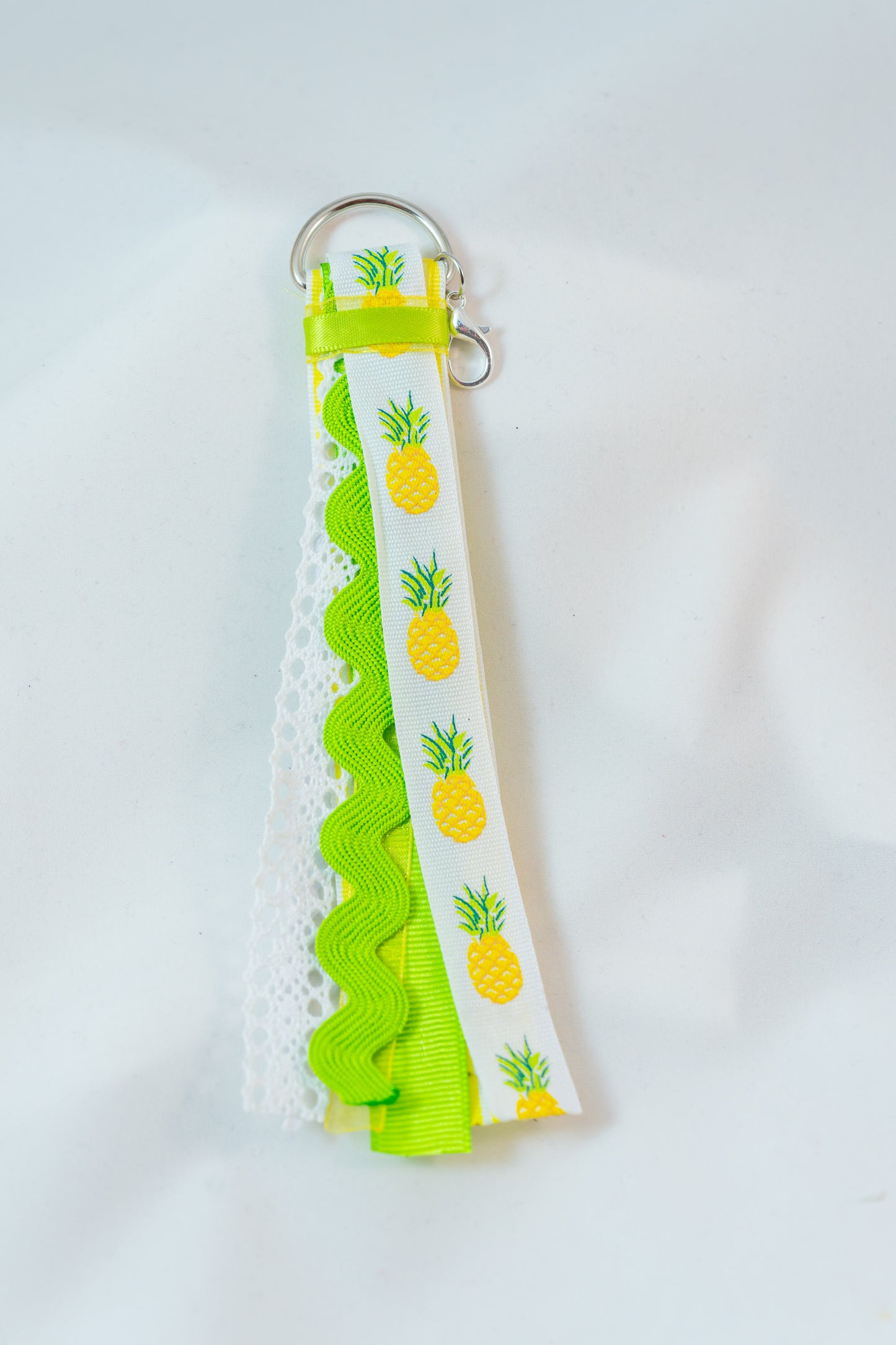 Simply Ribboned: The Pineapple